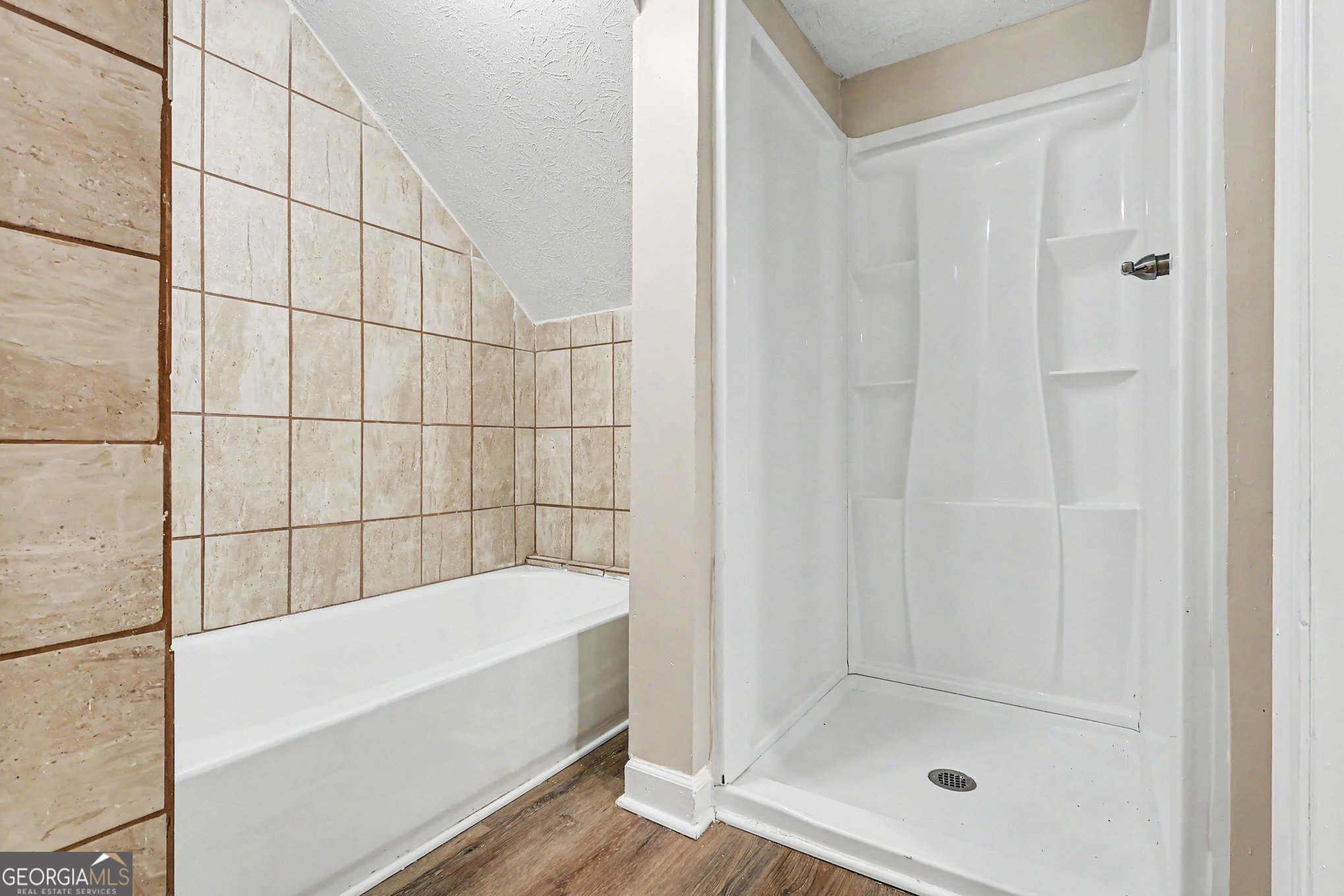 3348 Goldenchain Drive Property Photo 20