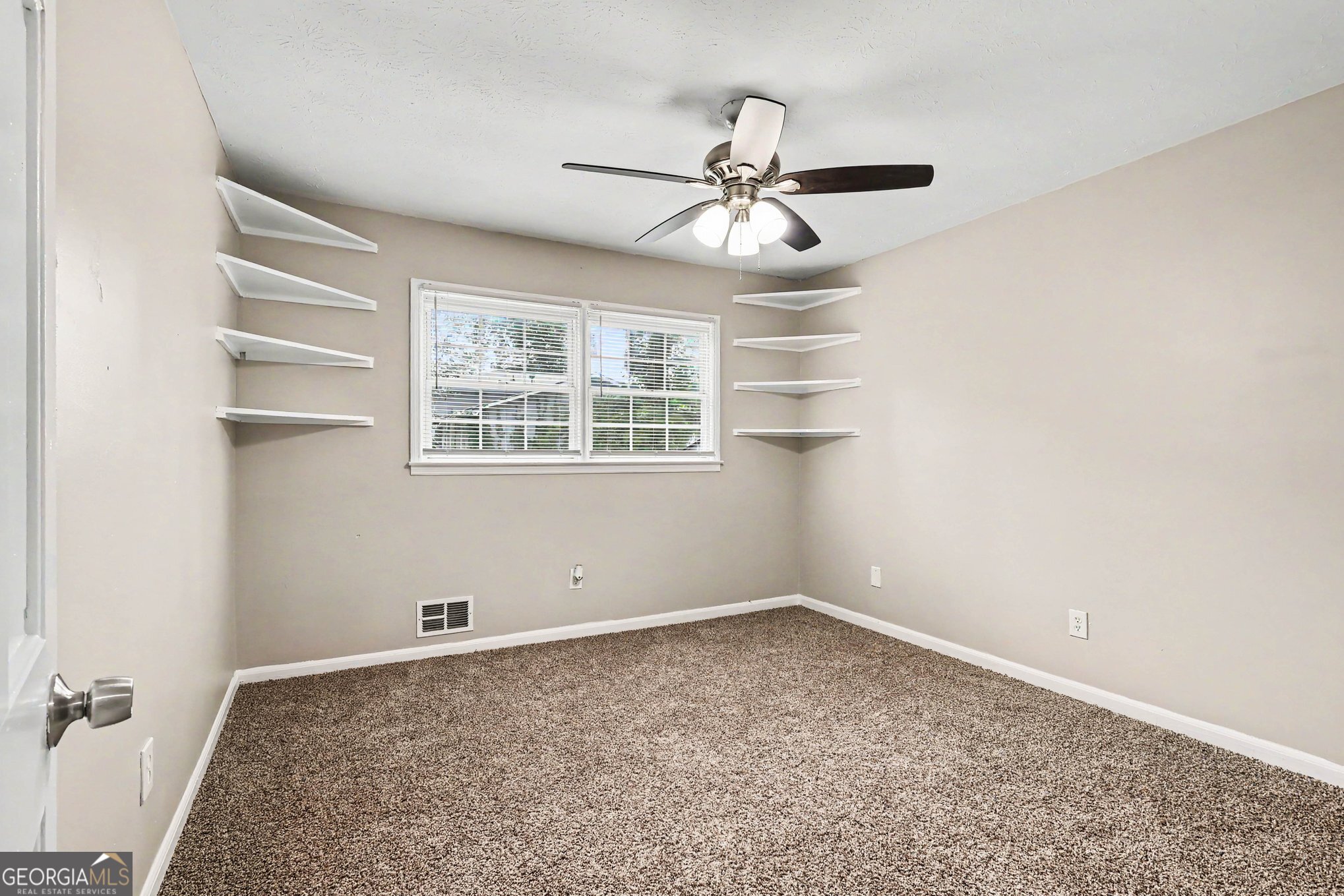 3348 Goldenchain Drive Property Photo 21