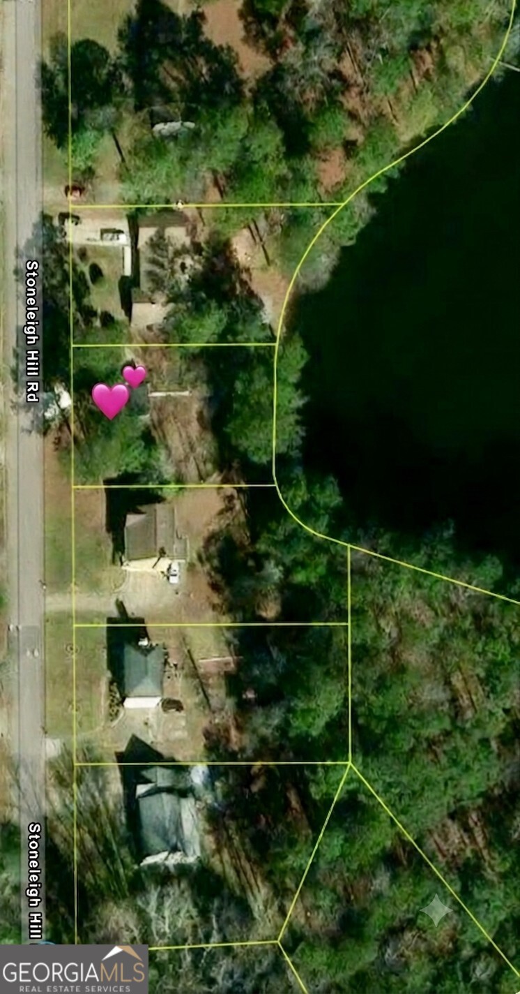 1560 Stoneleigh Hill Road Property Photo 3
