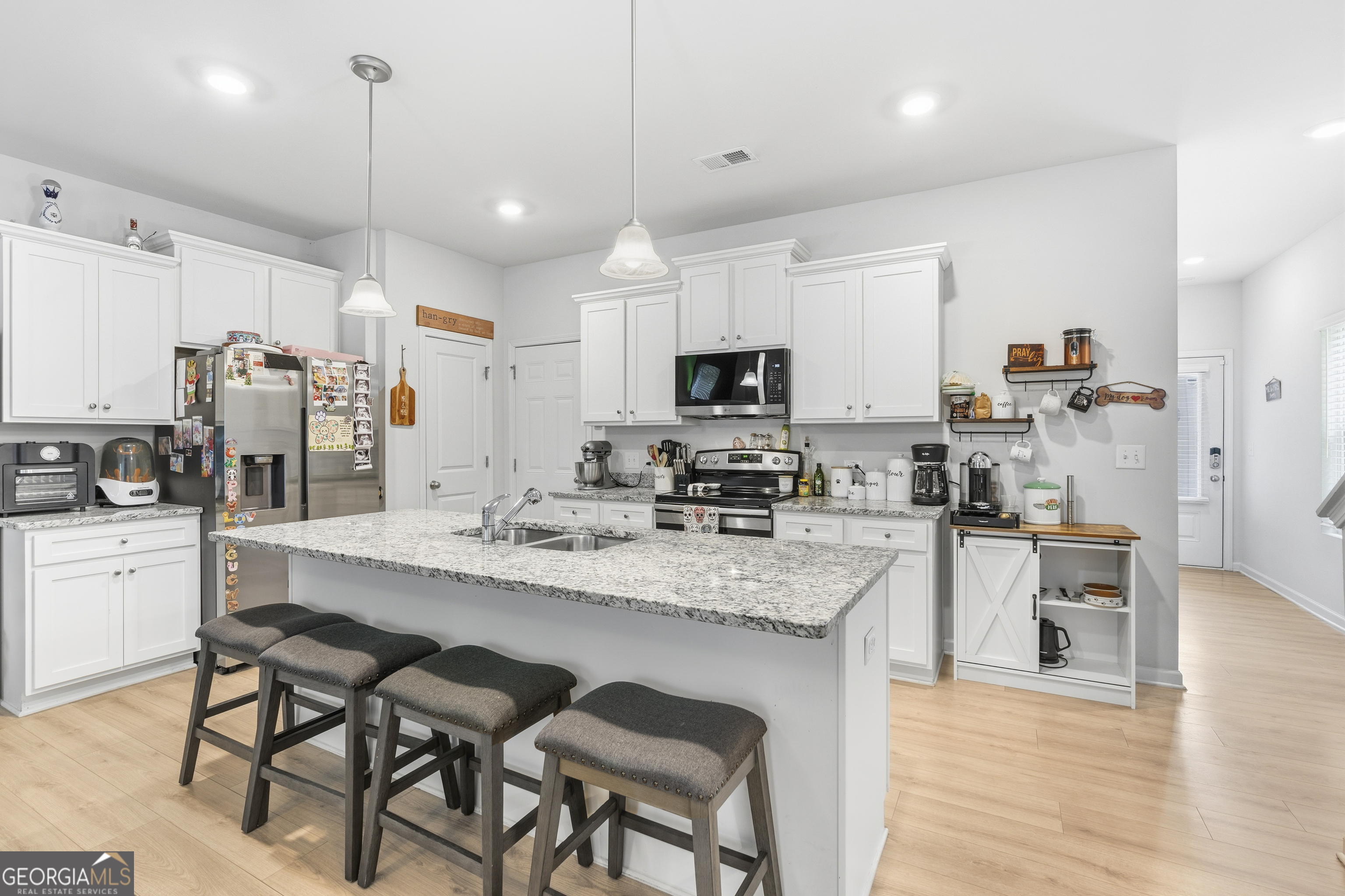 3657 Abbey Way Property Photo 10