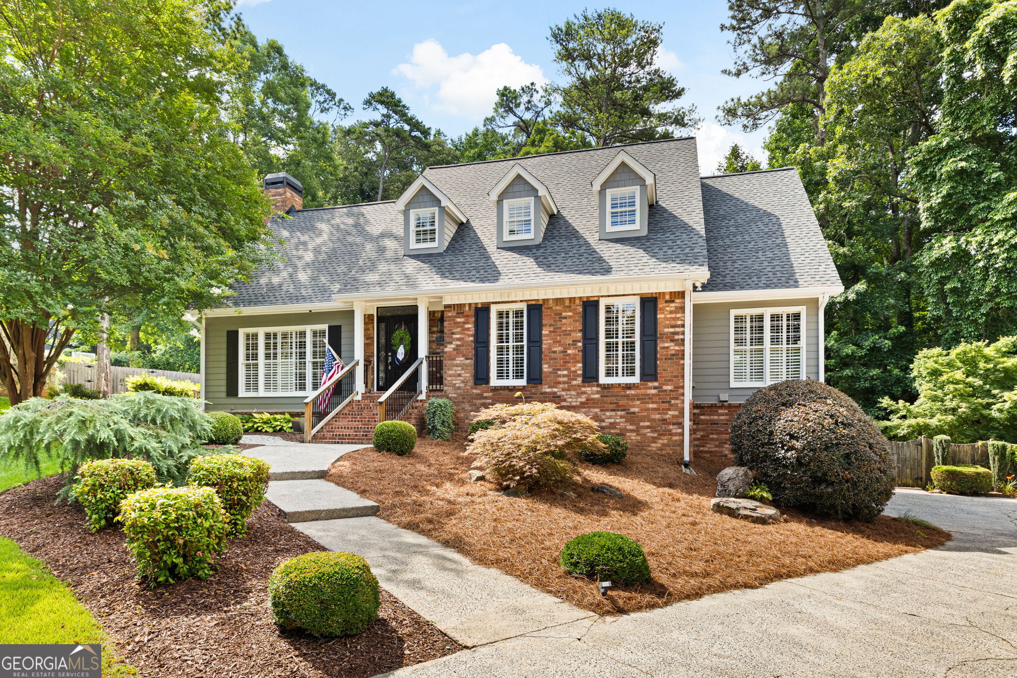 491 Timberlea Lake Drive Se Property Photo 1