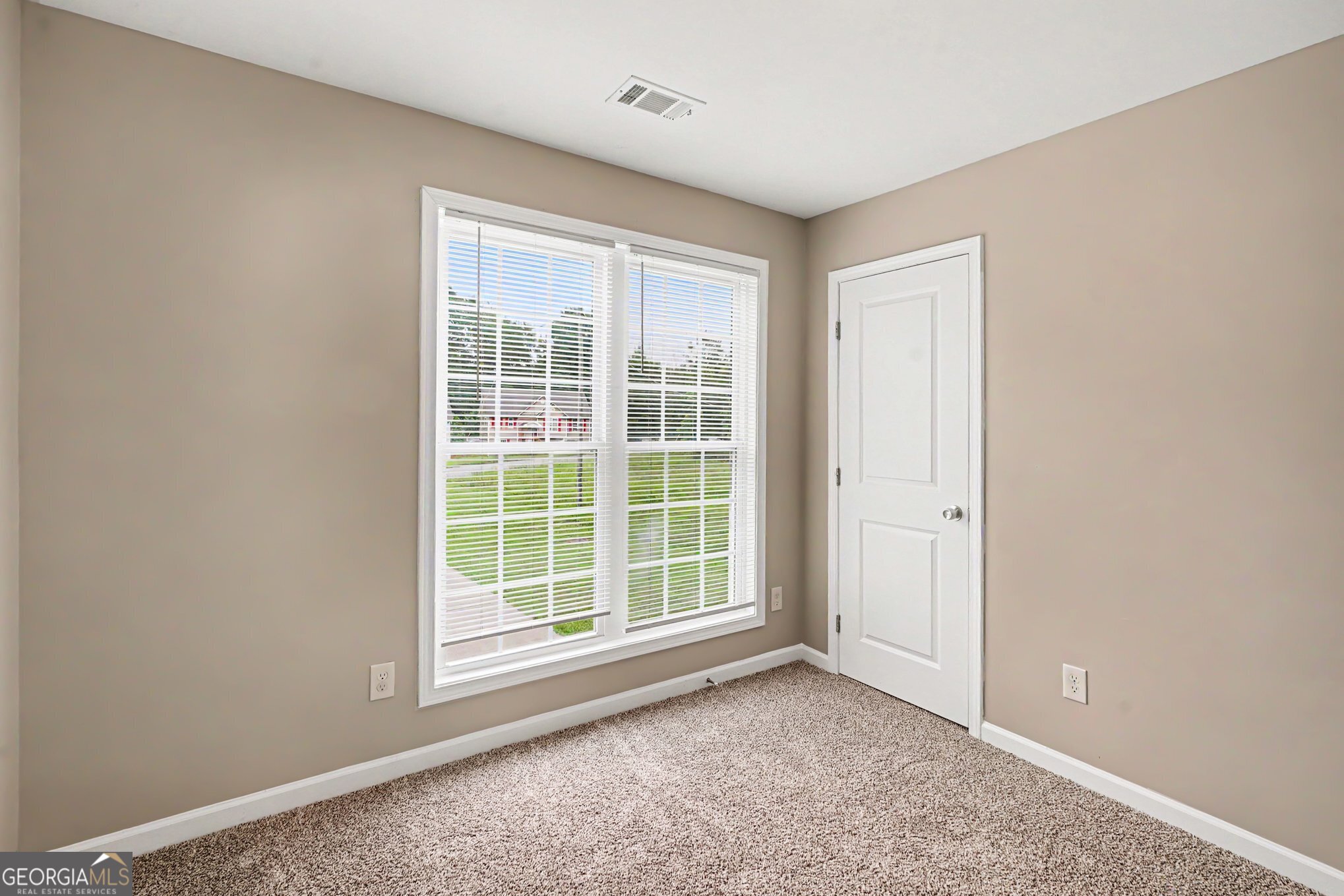 6749 Silver Maple Drive Property Photo 8