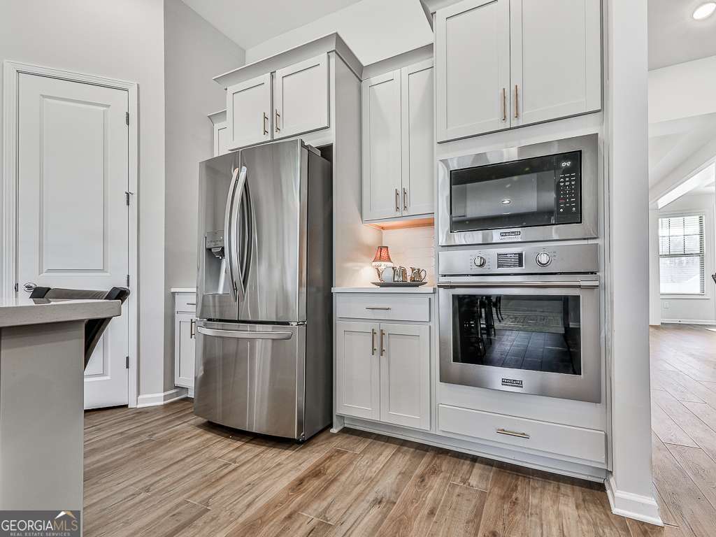 456 Northside Drive Property Photo 17