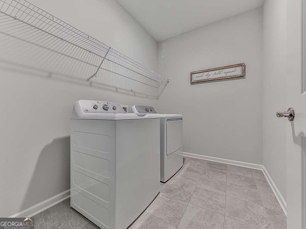 456 Northside Drive Property Photo 29