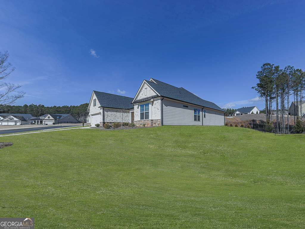 456 Northside Drive Property Photo 42