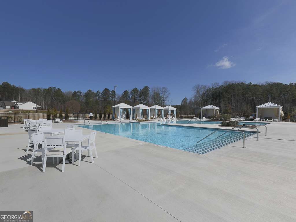 456 Northside Drive Property Photo 57
