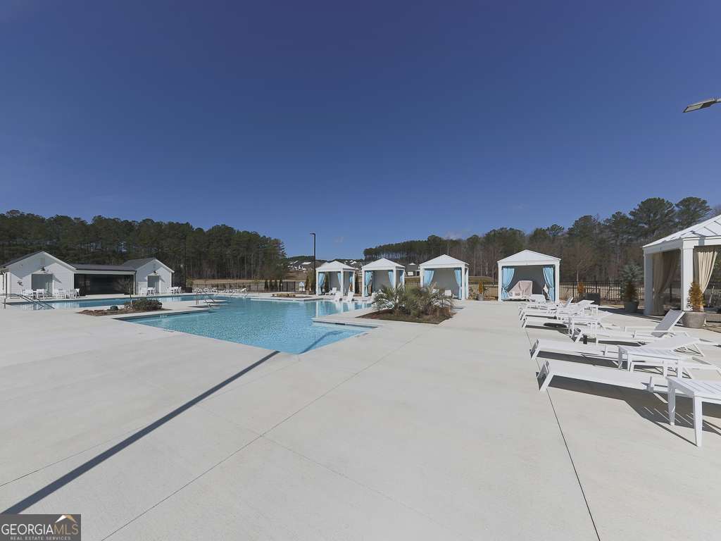 456 Northside Drive Property Photo 58