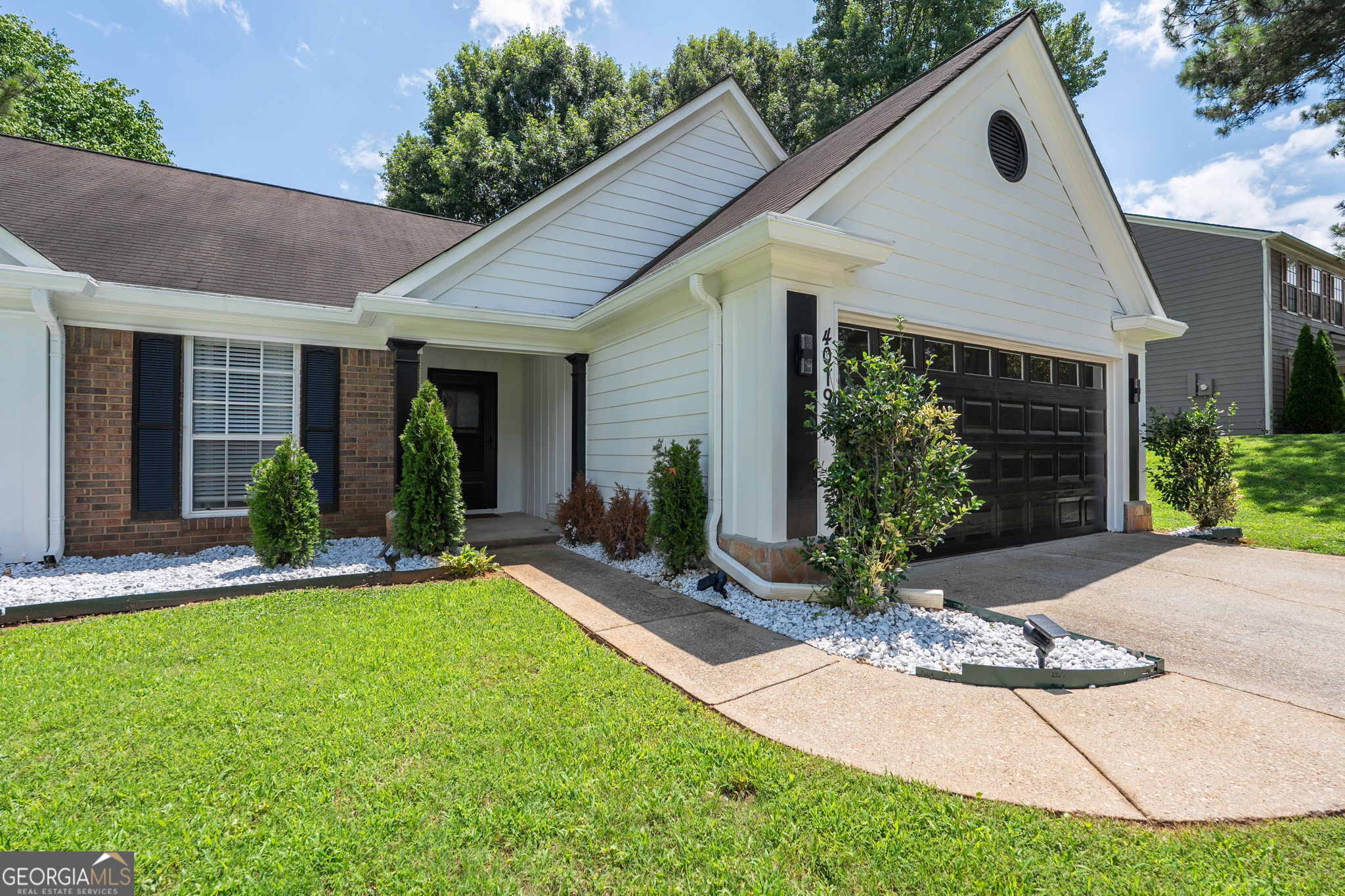 4019 Pin Oak Trail Property Photo 3