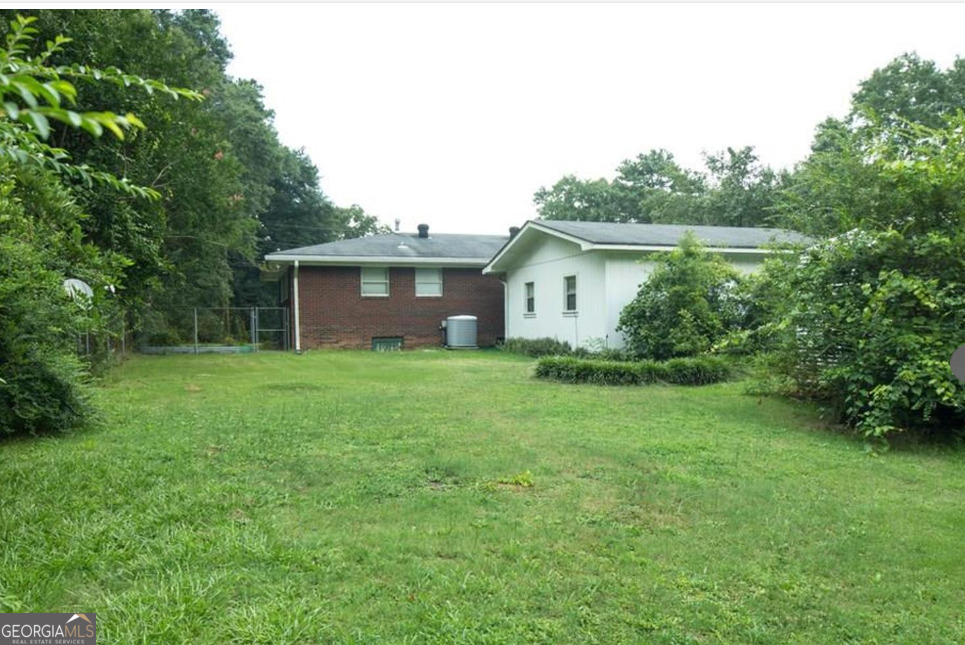 6811 Mayo Drive Property Photo 4