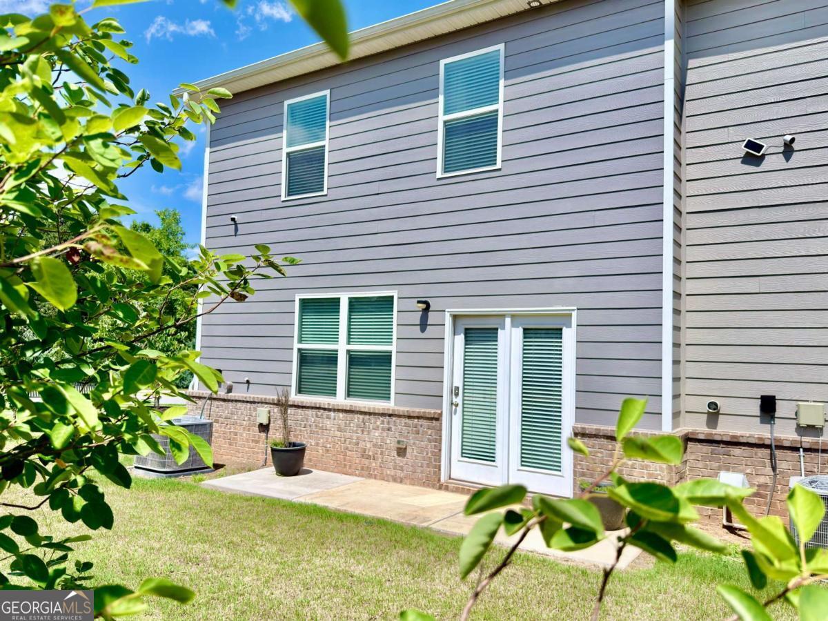 111 Hampton Circle Property Photo 31