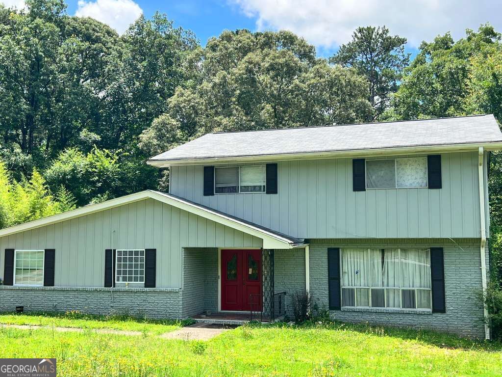 2460 Hallie Mill Road Property Photo 2