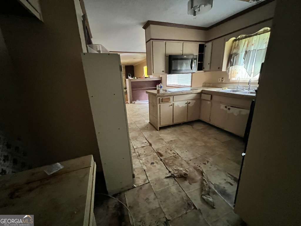 2460 Hallie Mill Road Property Photo 8