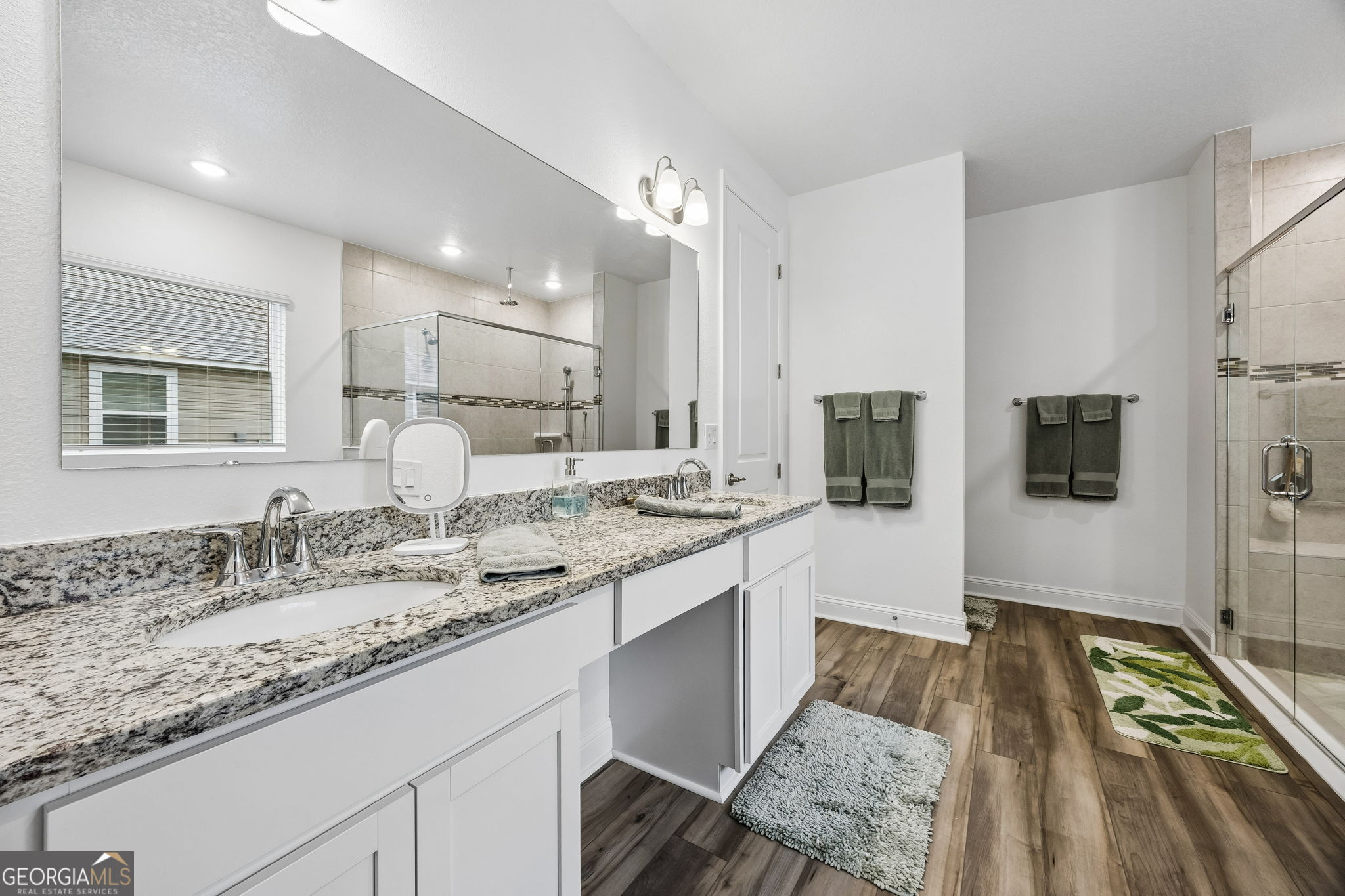 128 Breakwater Loop Property Photo 8