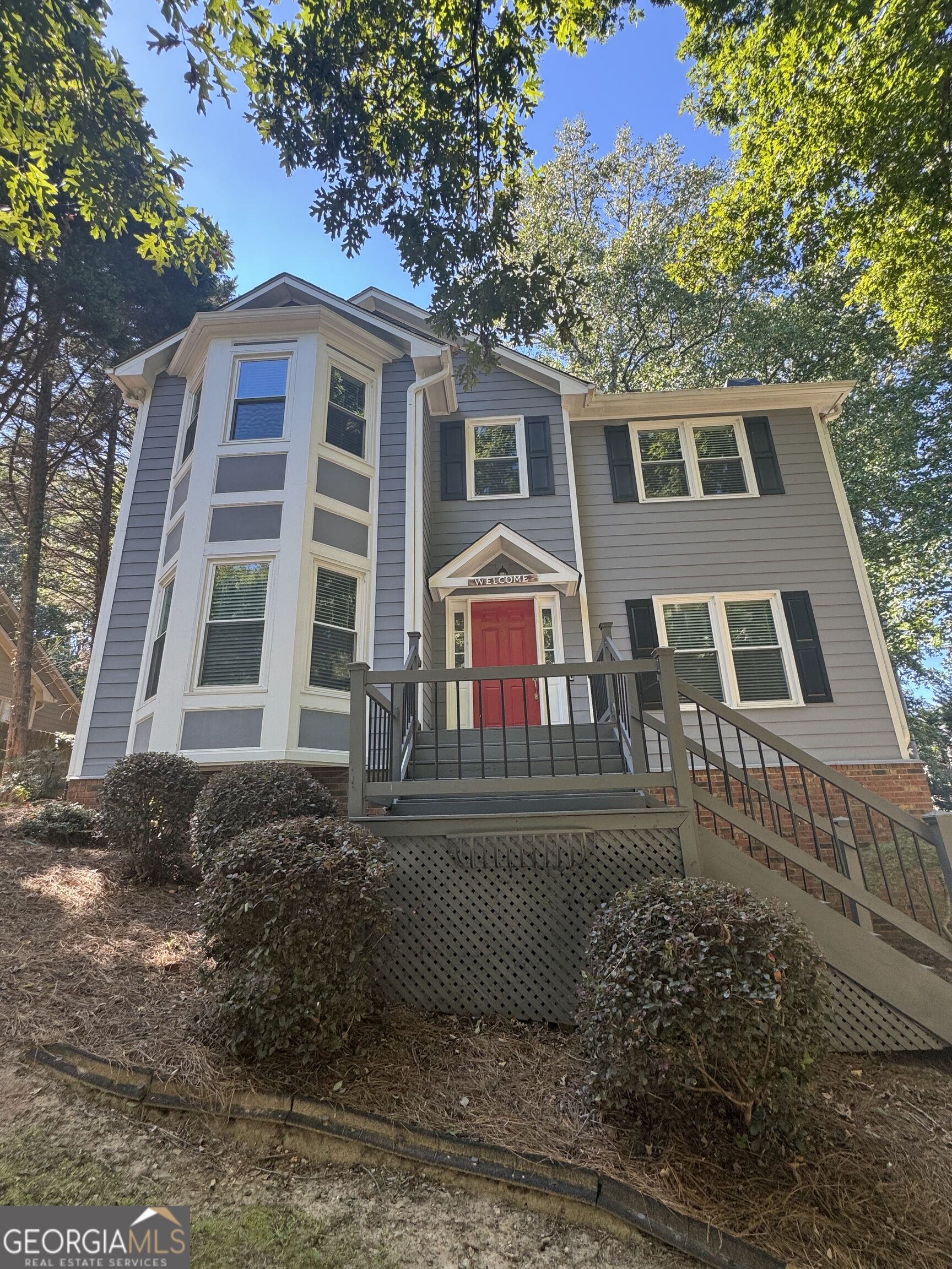 2160 Lakeway Drive Property Photo 1