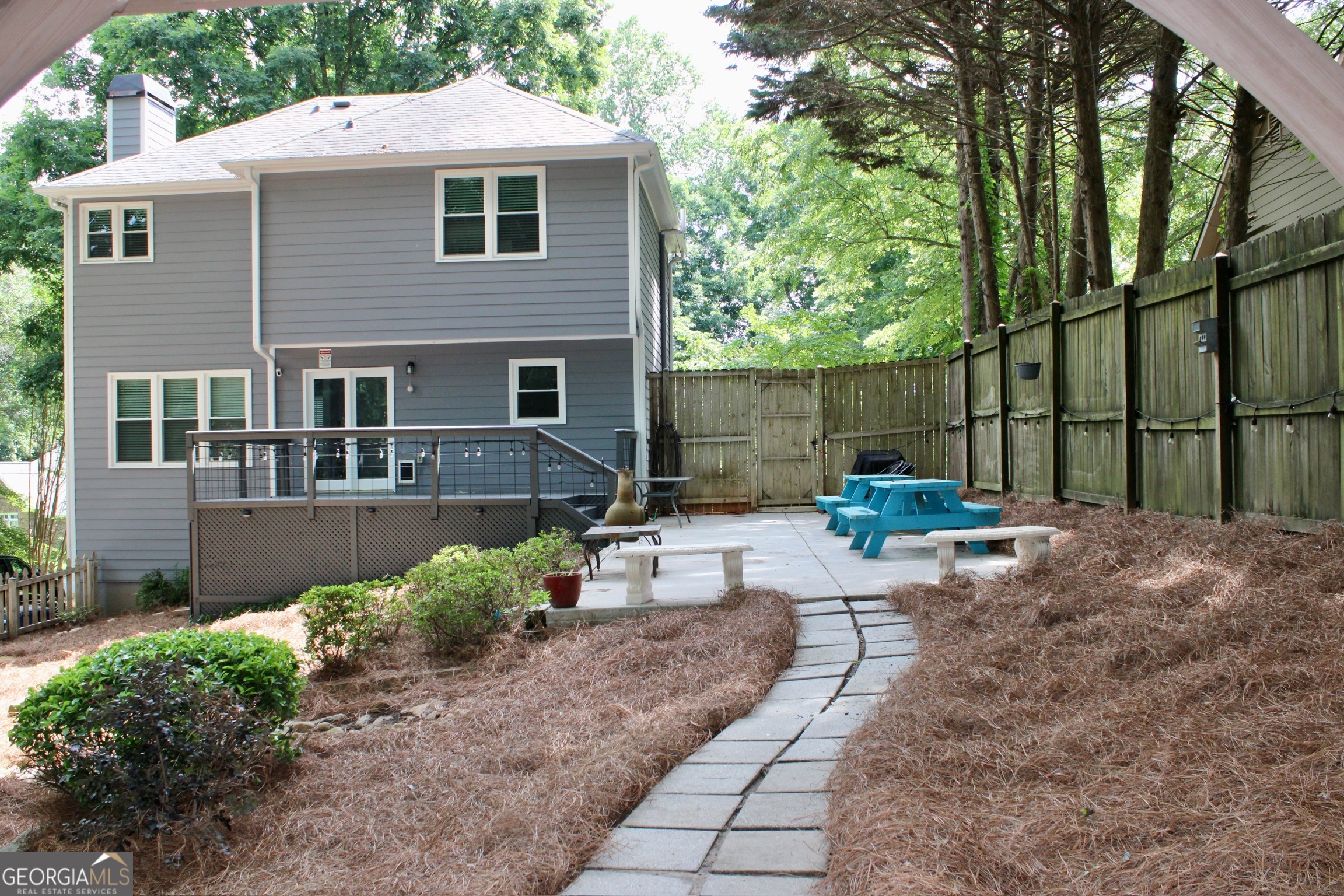 2160 Lakeway Drive Property Photo 18