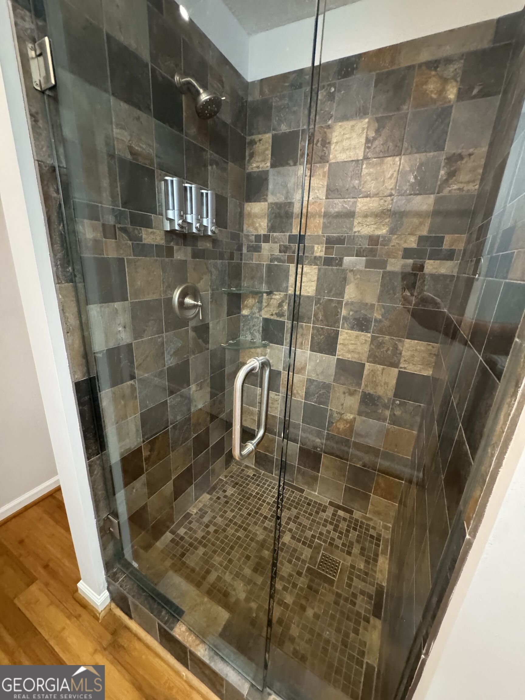 2160 Lakeway Drive Property Photo 35
