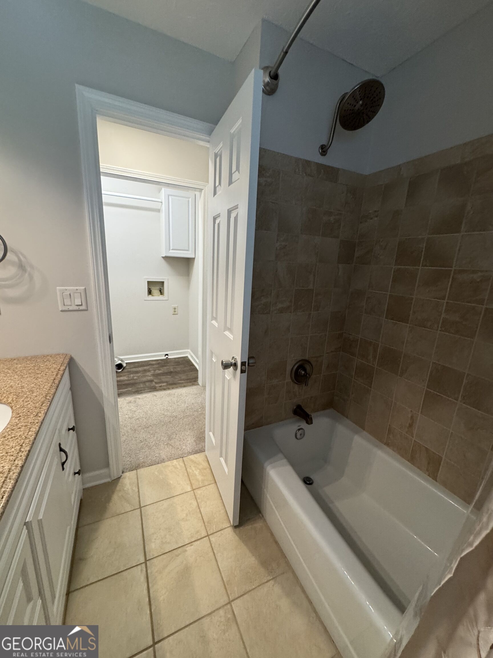 2160 Lakeway Drive Property Photo 38