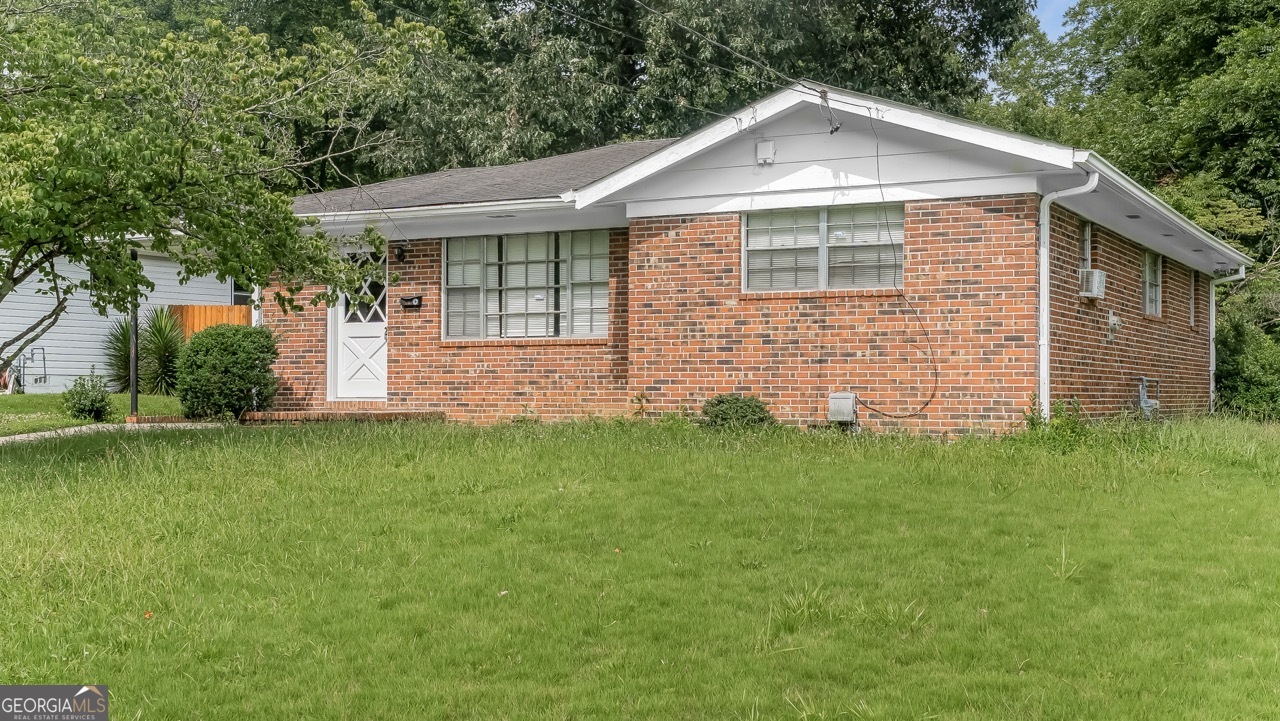 423 Branham Avenue Sw Property Photo 1