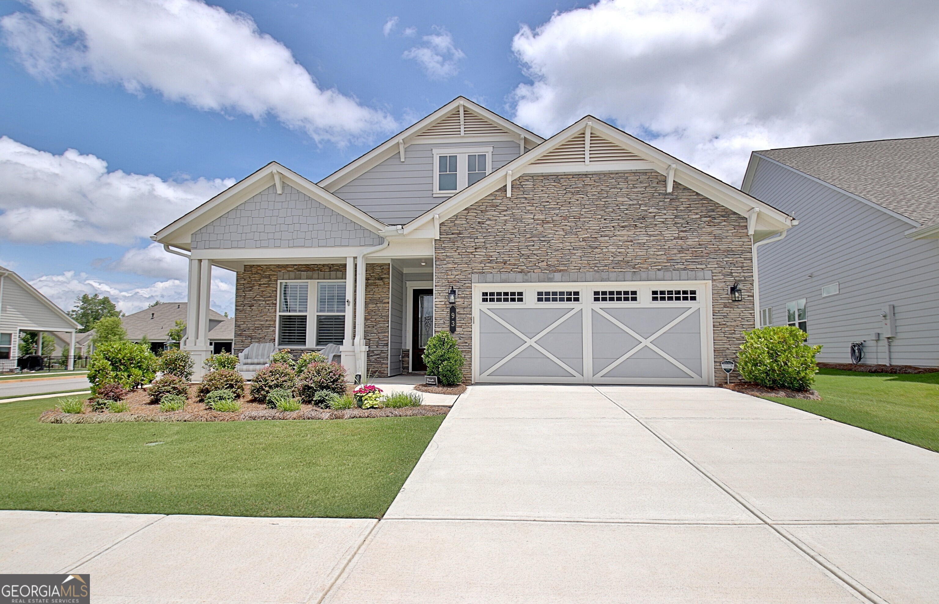 93 Club Cresswind Drive Property Photo 1