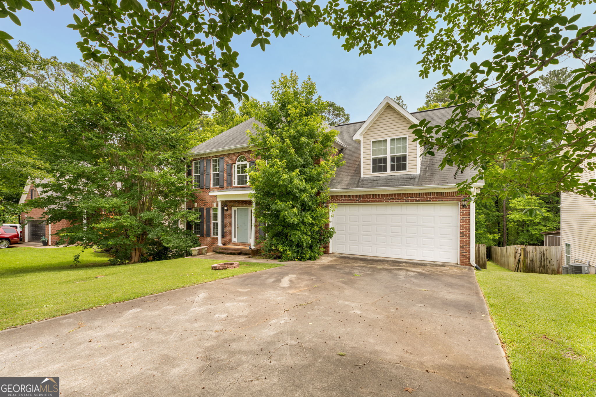 141 Masters Cove Property Photo 2