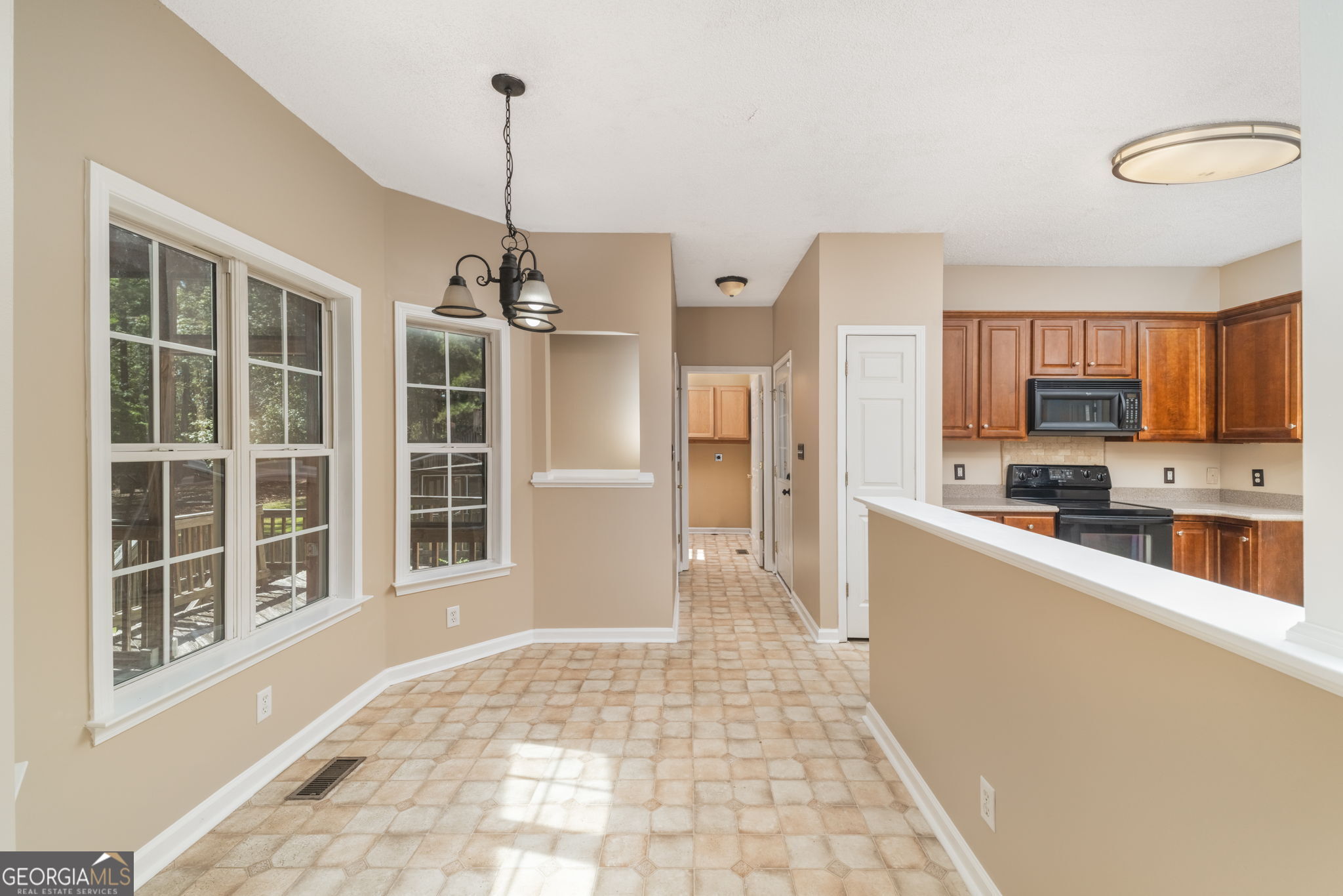 141 Masters Cove Property Photo 15