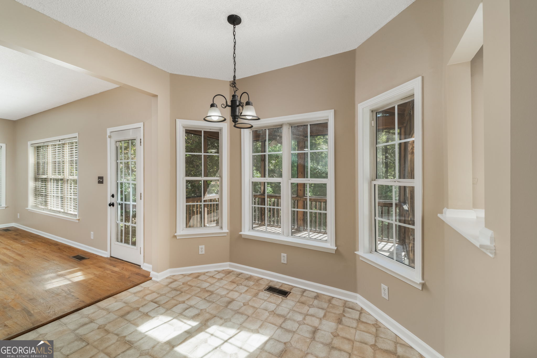 141 Masters Cove Property Photo 16