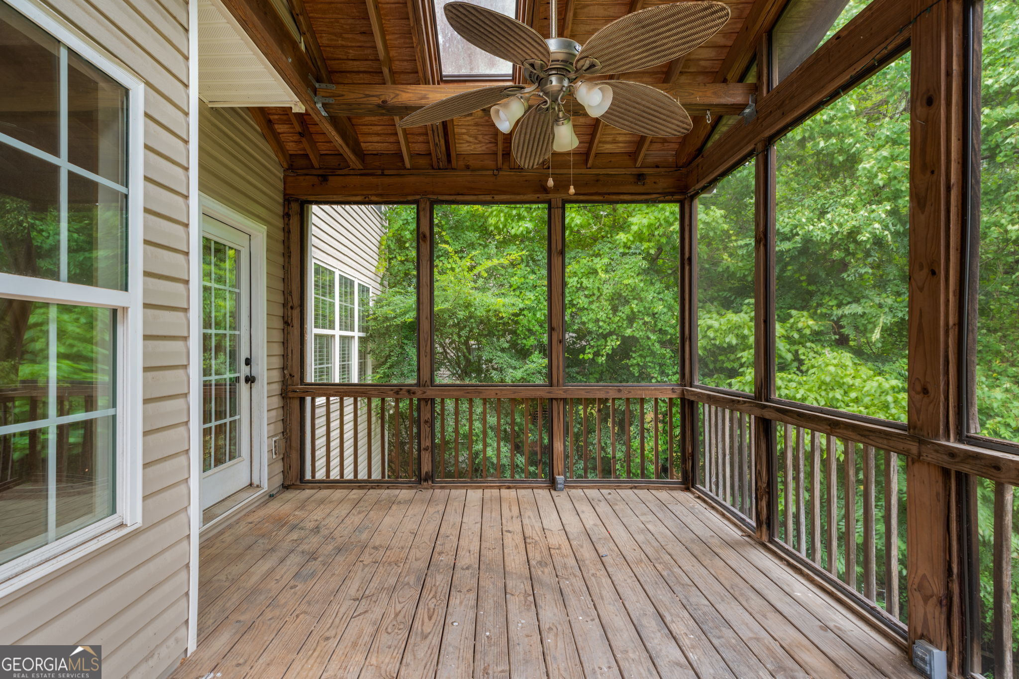 141 Masters Cove Property Photo 23
