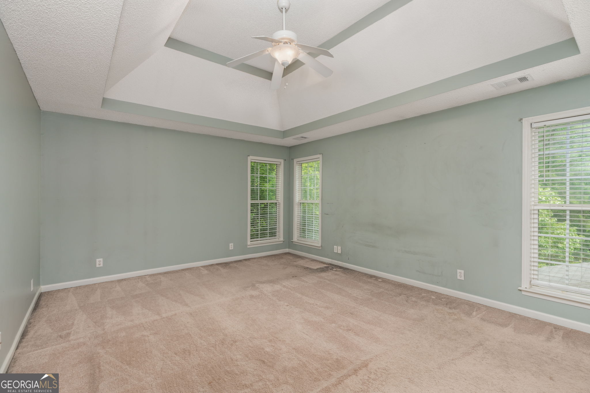 141 Masters Cove Property Photo 28