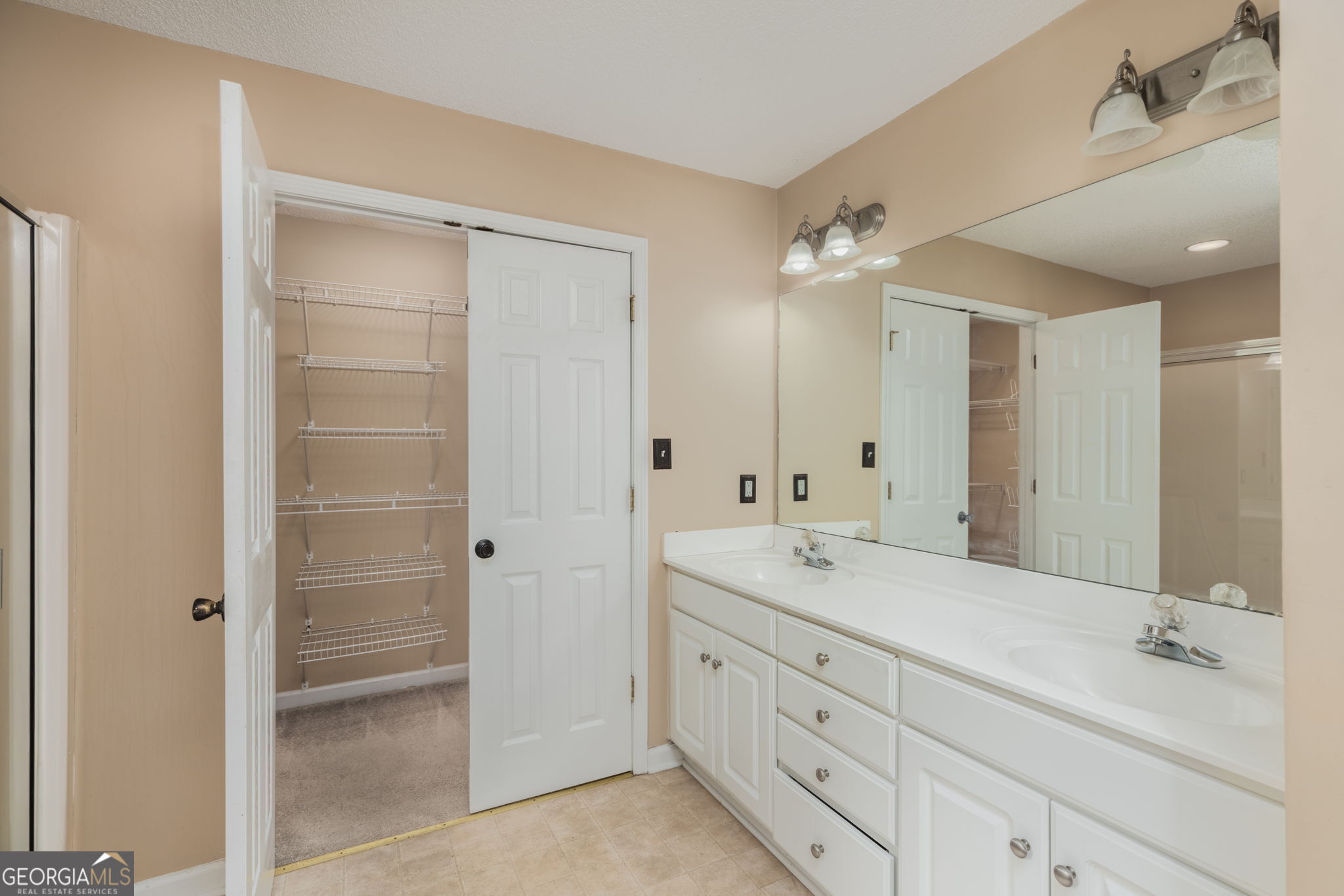 141 Masters Cove Property Photo 31