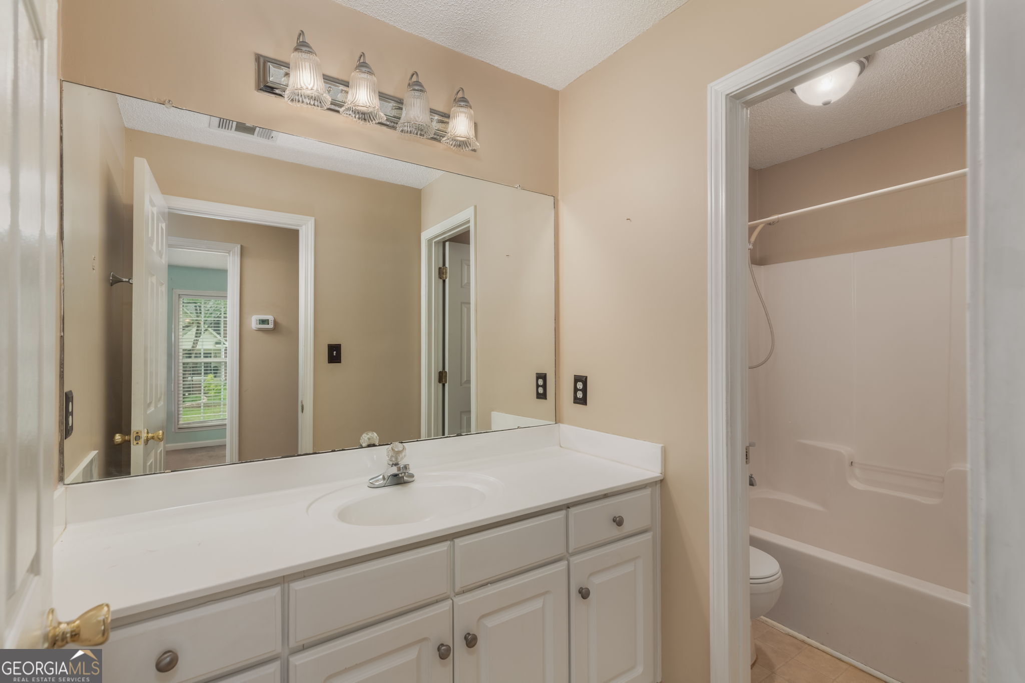 141 Masters Cove Property Photo 37