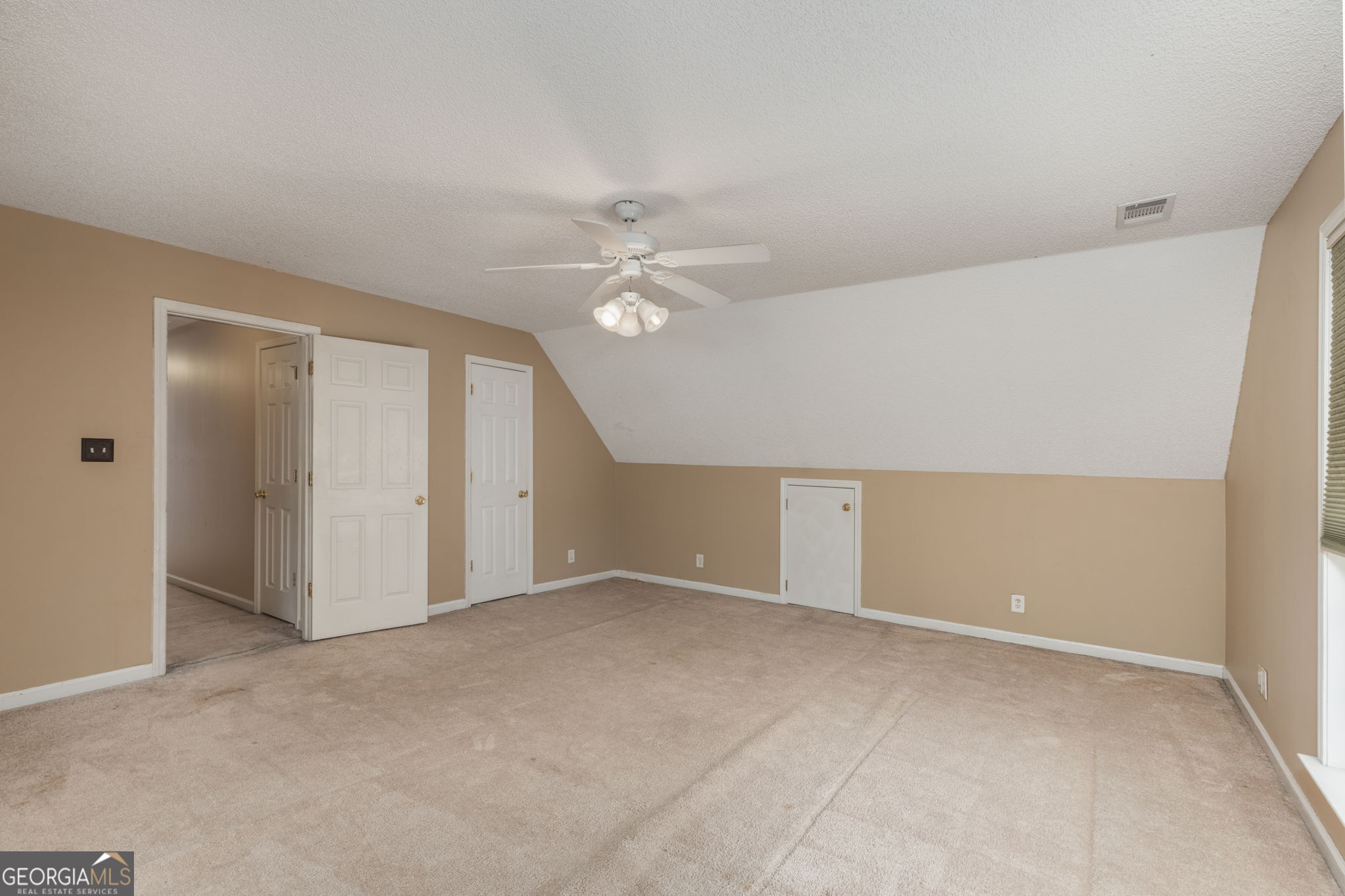 141 Masters Cove Property Photo 40