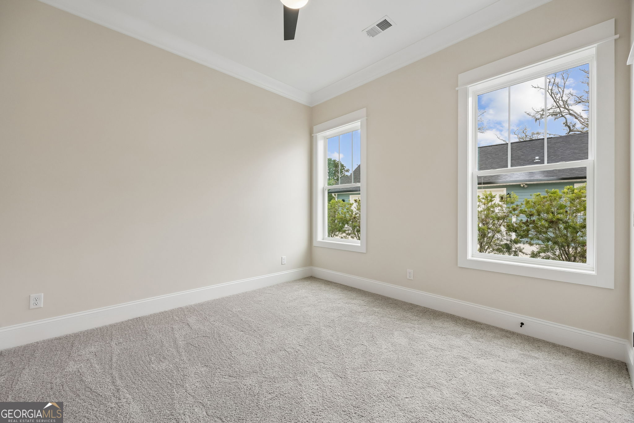 1077 La Vento Lane Property Photo 41