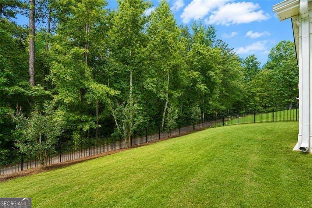 8851 St Andrews Parkway Property Photo 10