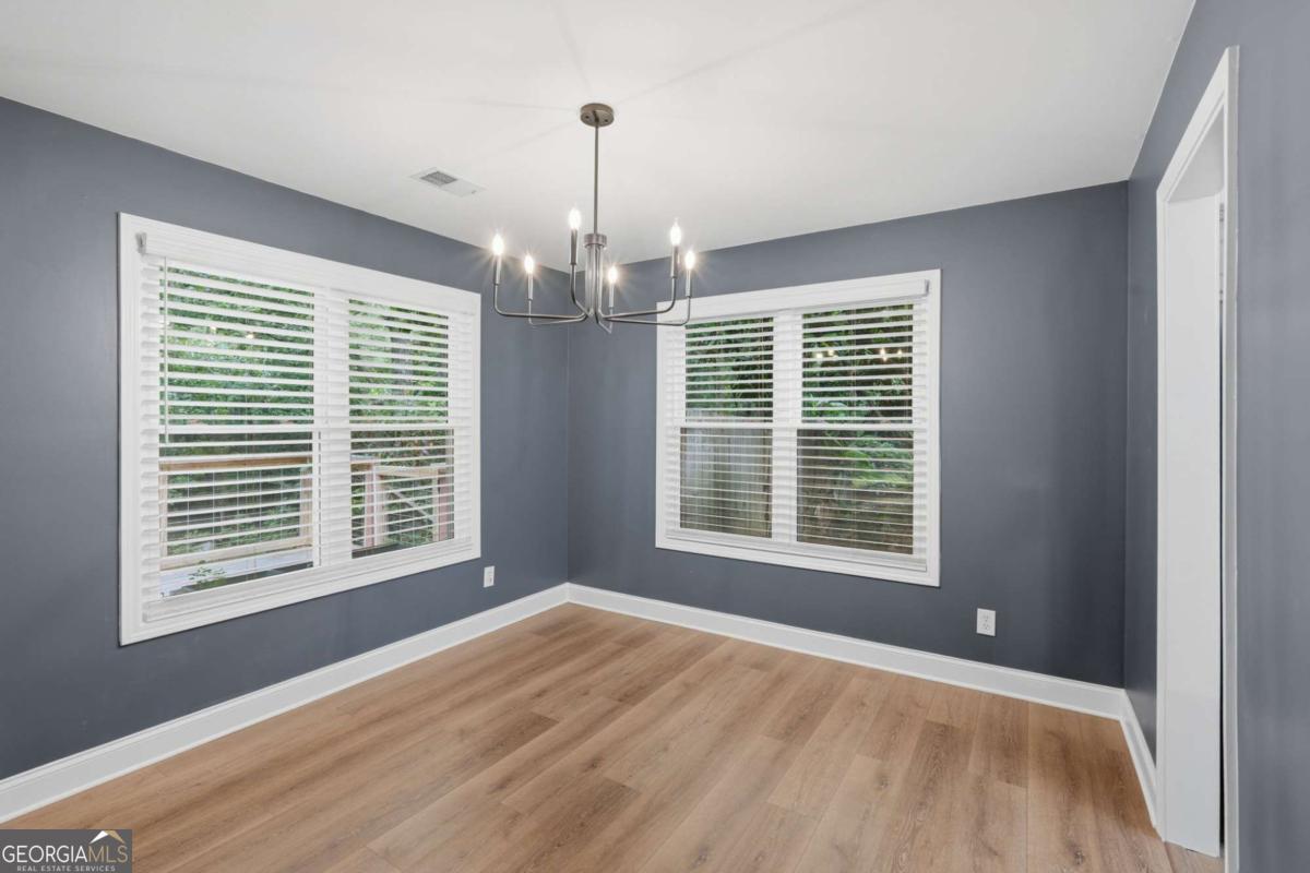 5734 Harthorn Park Place Property Photo 8