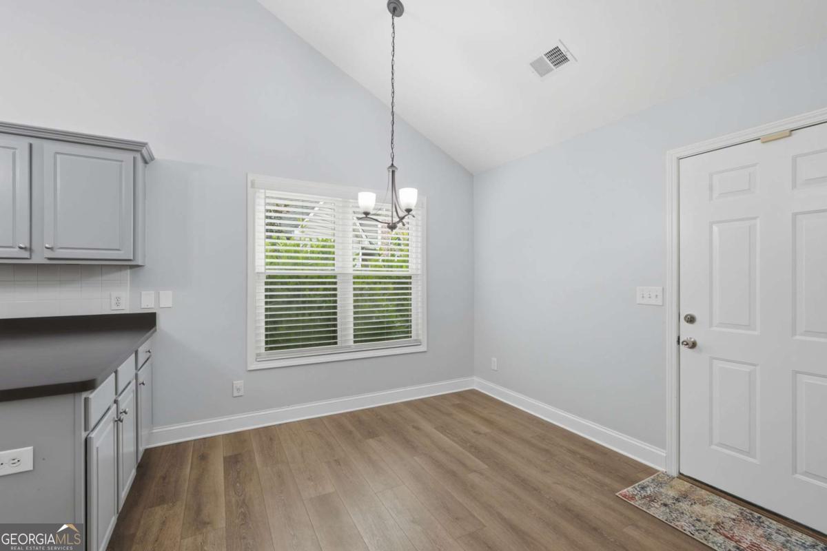 5734 Harthorn Park Place Property Photo 10