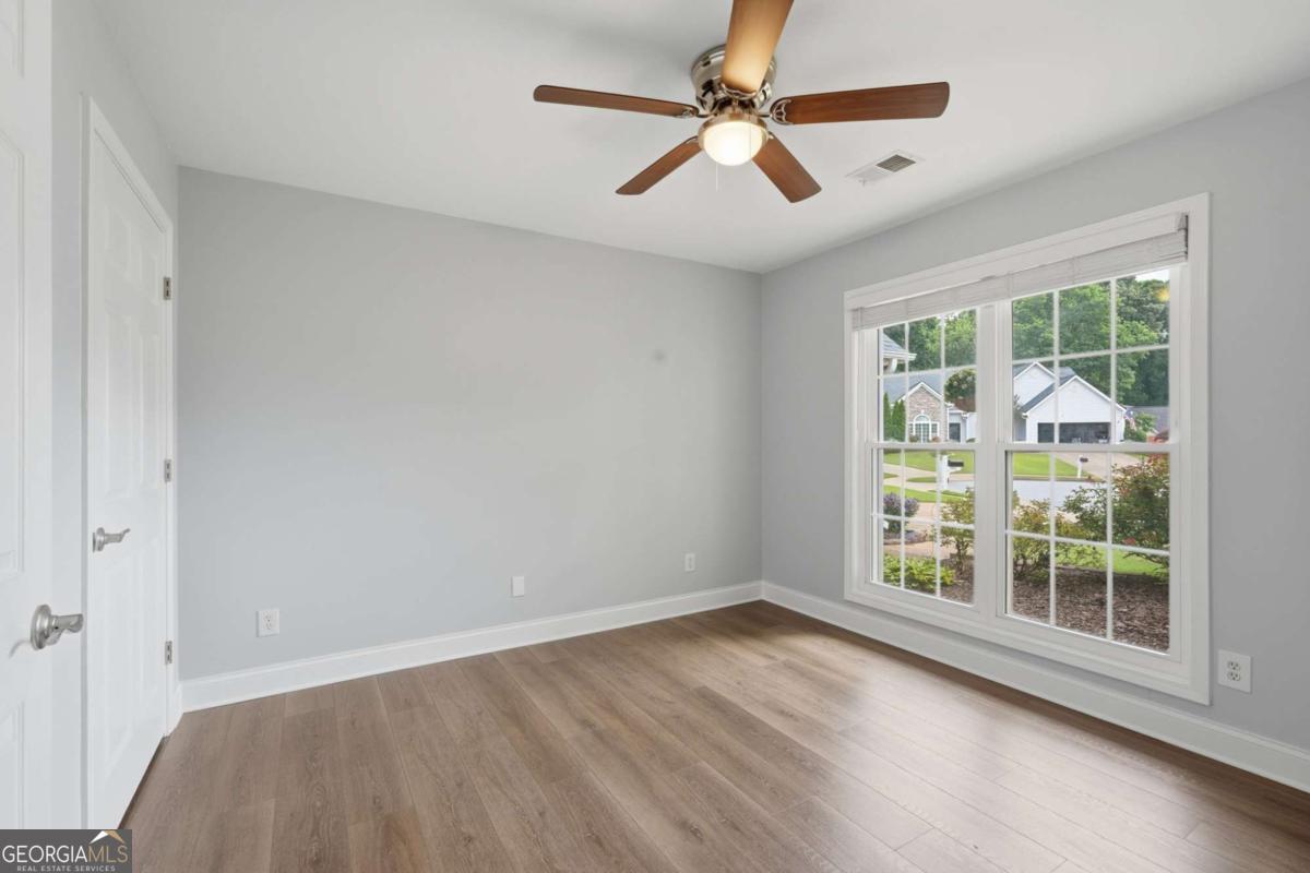 5734 Harthorn Park Place Property Photo 19