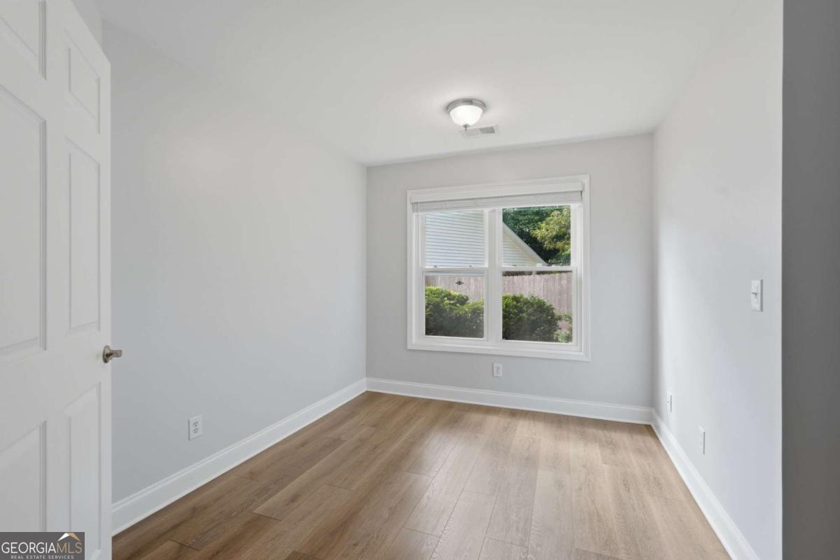 5734 Harthorn Park Place Property Photo 22
