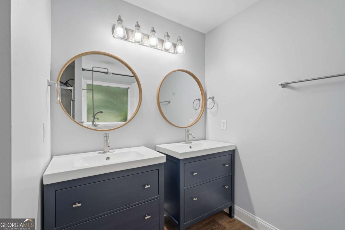 5734 Harthorn Park Place Property Photo 29