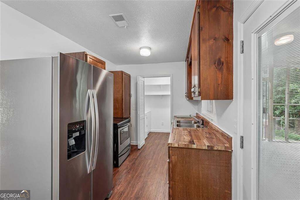 258 Millertown Road Property Photo 6
