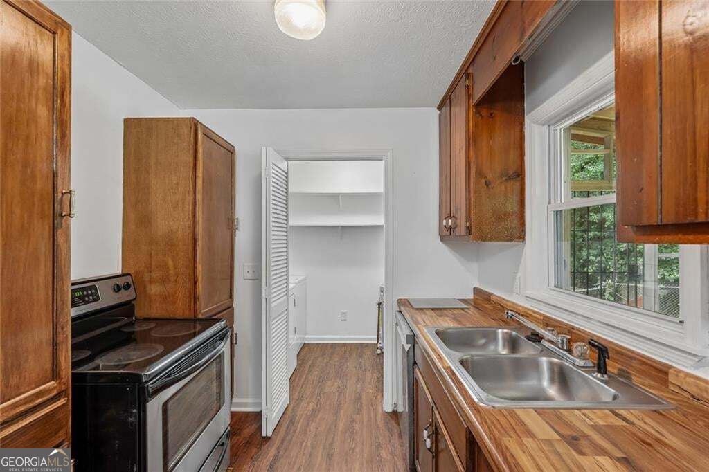 258 Millertown Road Property Photo 8