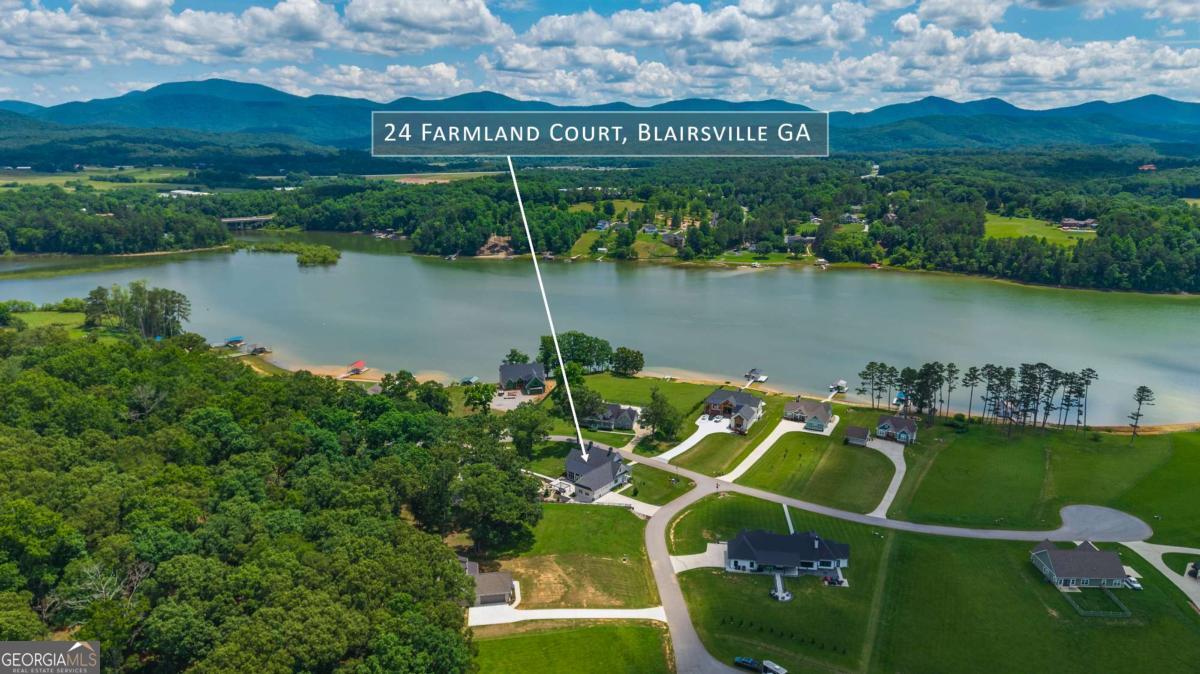 24 Farmland Court Property Photo 9