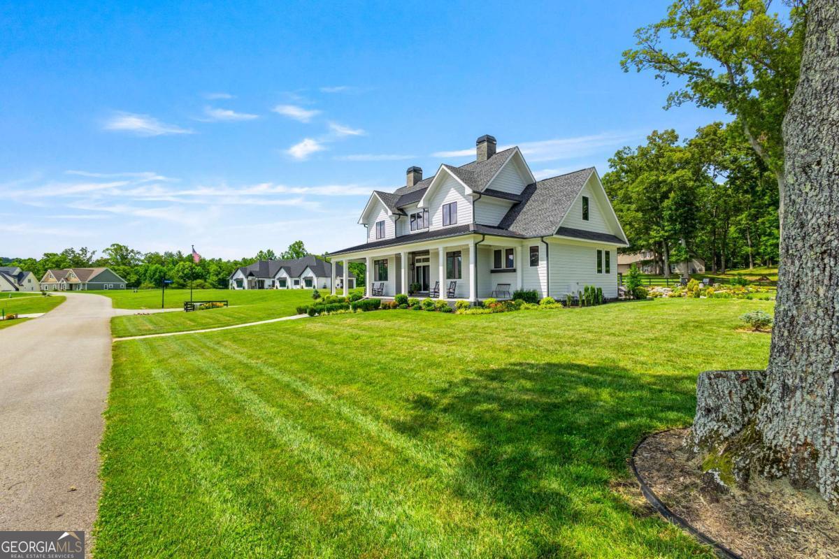 24 Farmland Court Property Photo 14