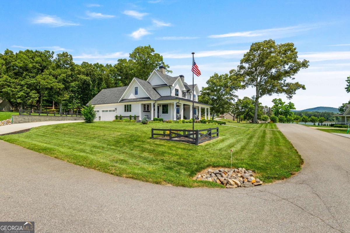 24 Farmland Court Property Photo 16