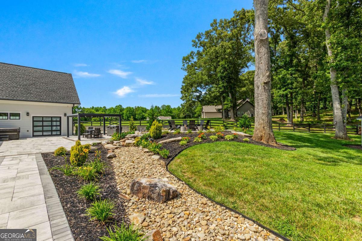 24 Farmland Court Property Photo 23