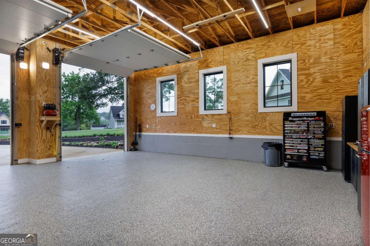 24 Farmland Court Property Photo 85