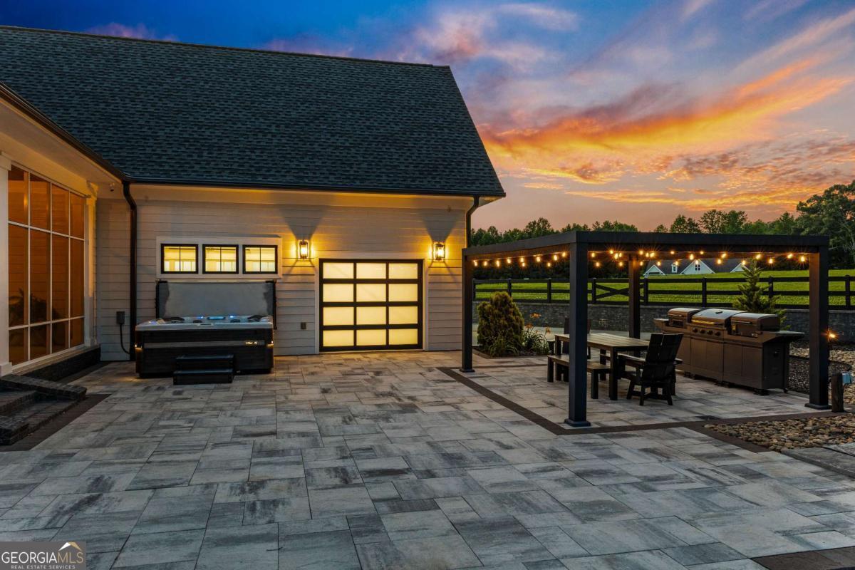 24 Farmland Court Property Photo 91