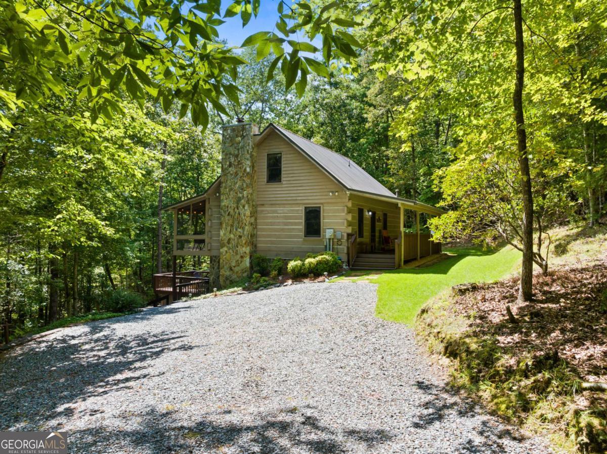 219 Ridge Top Lane Property Photo 3