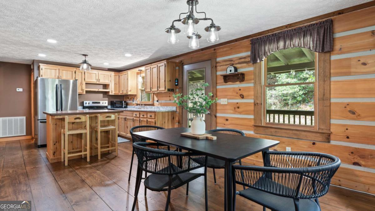 219 Ridge Top Lane Property Photo 8