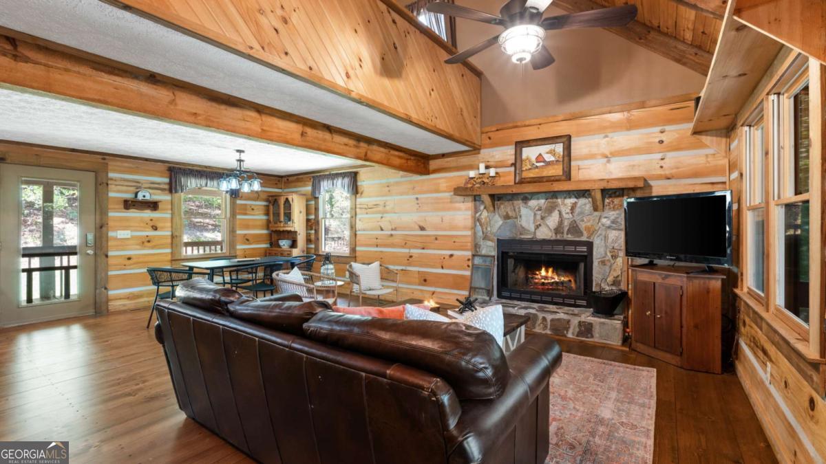 219 Ridge Top Lane Property Photo 10