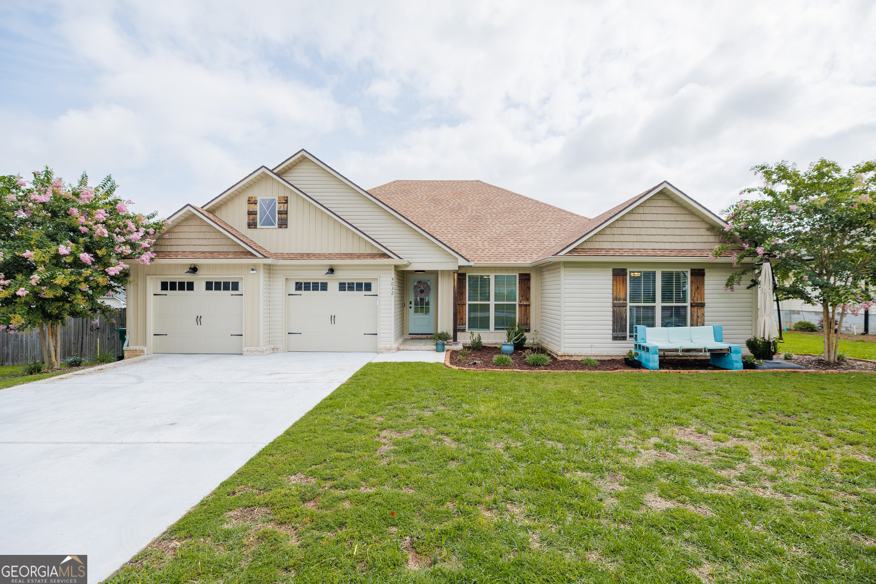 4032 Gramercy Drive Property Photo 1